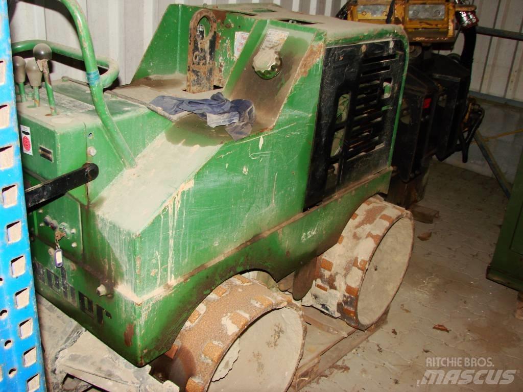Weber TRC Pôdne kompaktory