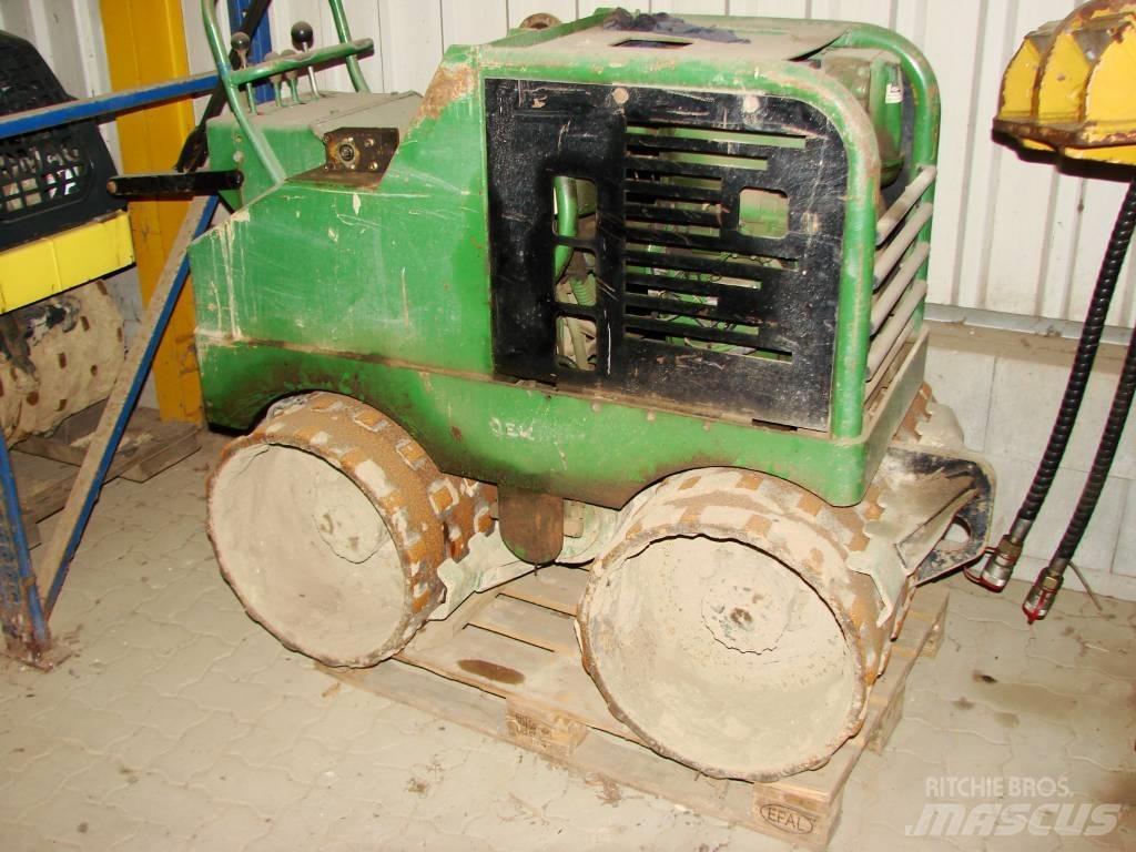 Weber TRC Pôdne kompaktory