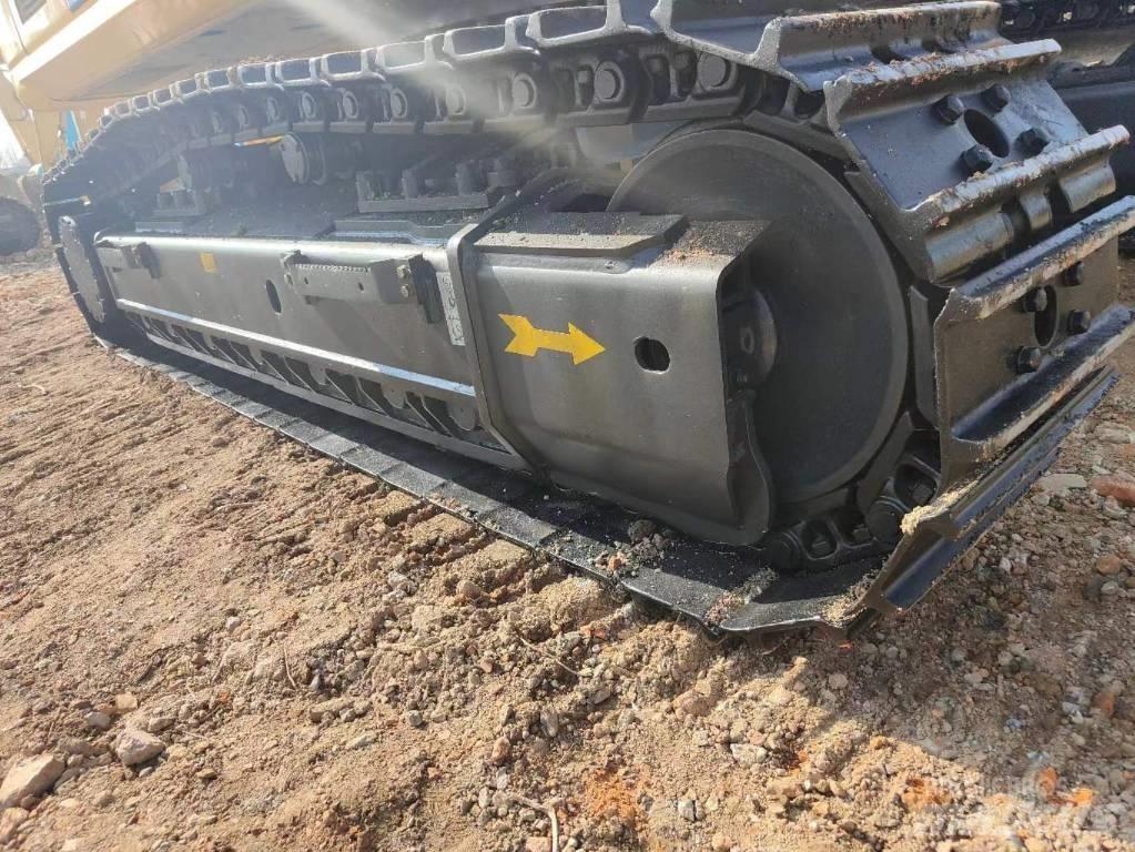 Komatsu PC 450 Pásové rýpadlá