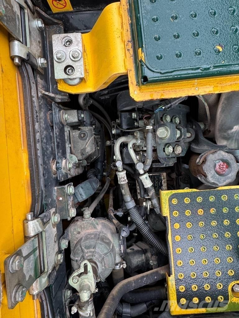 Komatsu PC 138 US-11 Pásové rýpadlá
