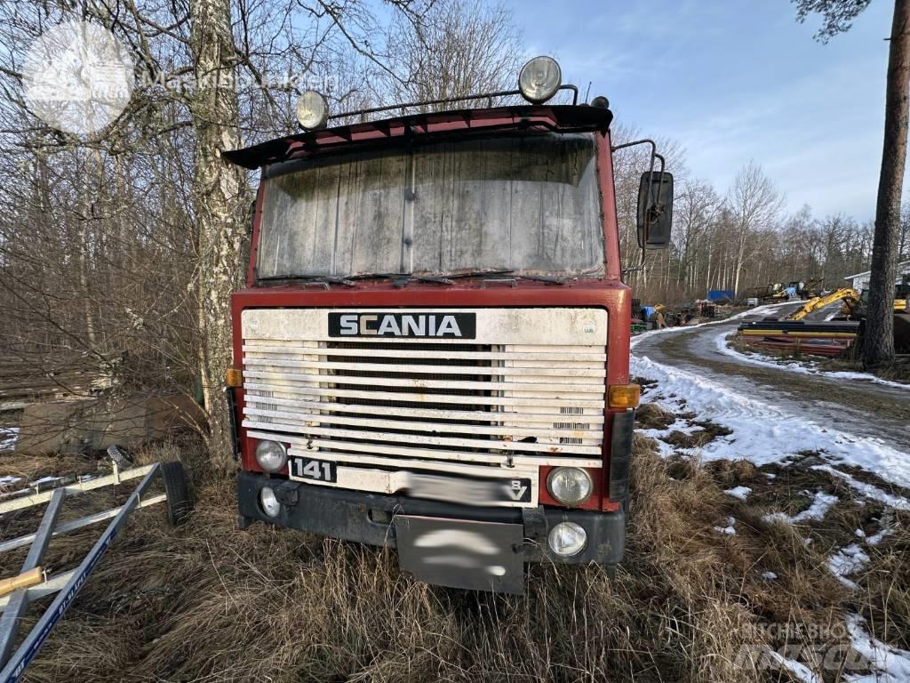 Scania T 141 Nákladné automobily na prepravu lesných strojov