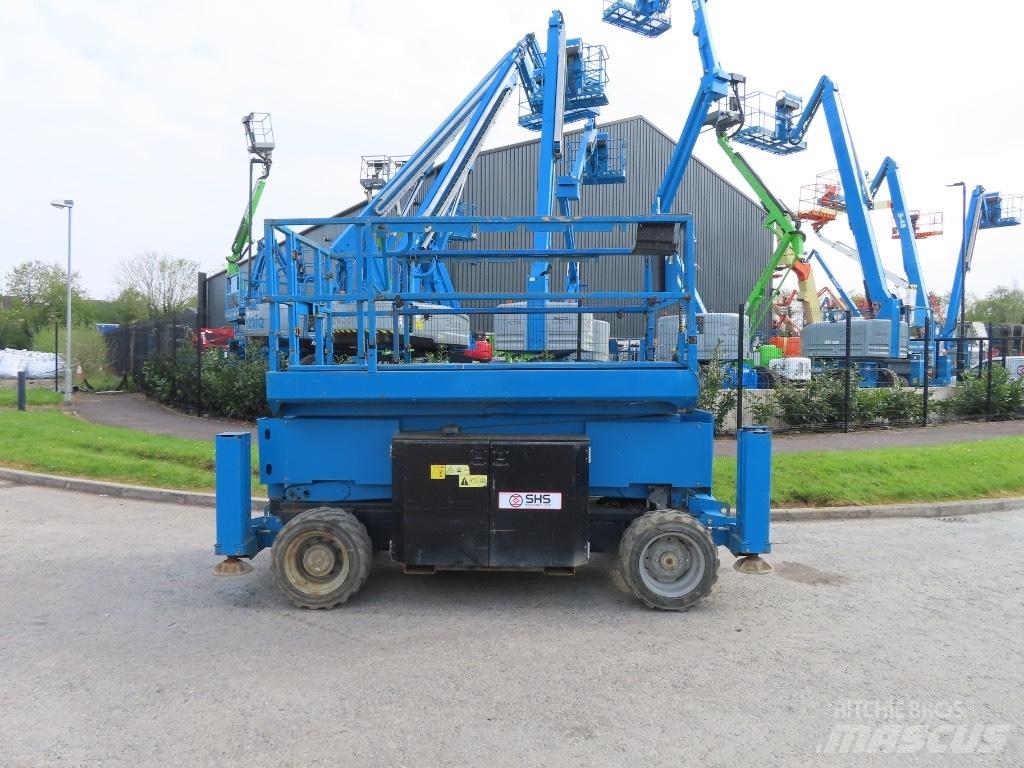 Genie GS 3369 RT Nožnicové zdvíhacie plošiny