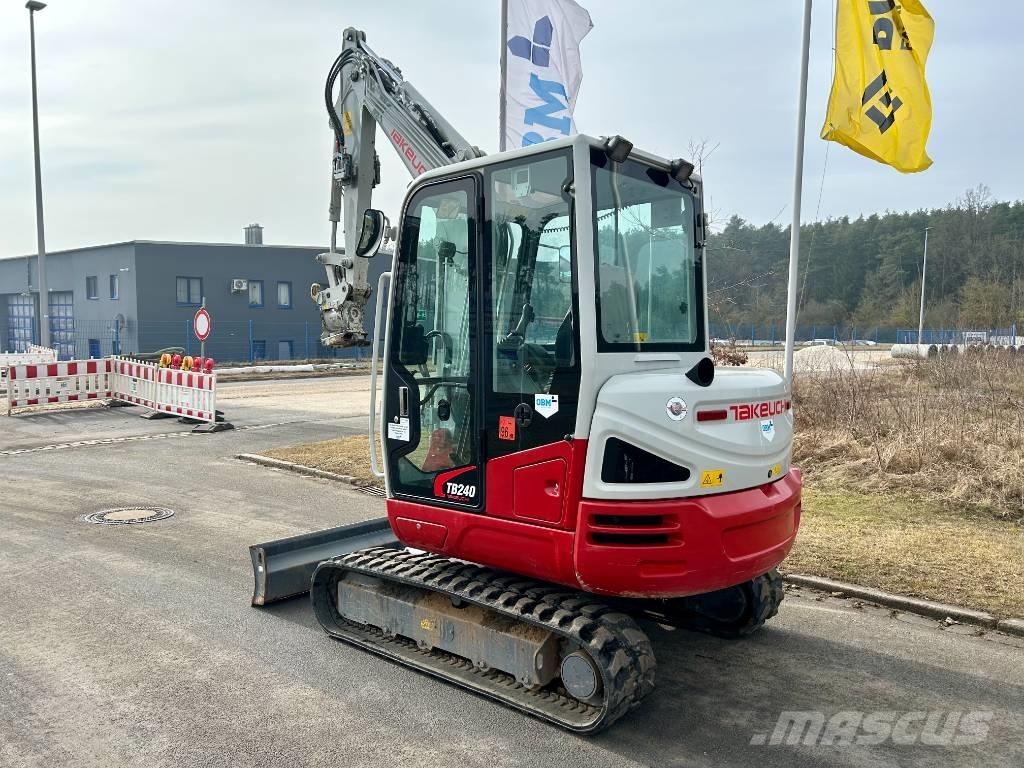 Takeuchi TB 240 Mini rýpadlá < 7t
