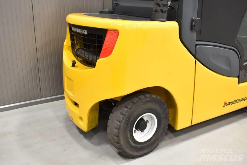 Jungheinrich 435s Dieselové vozíky