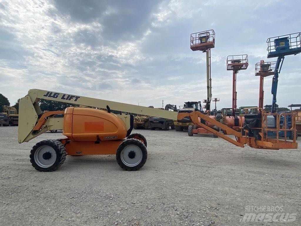 JLG 600AJ Kĺbové plošiny