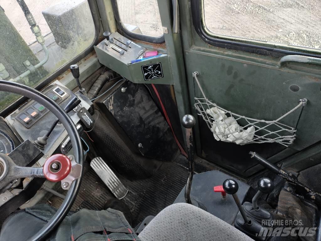 Valmet 643 Mininakladače