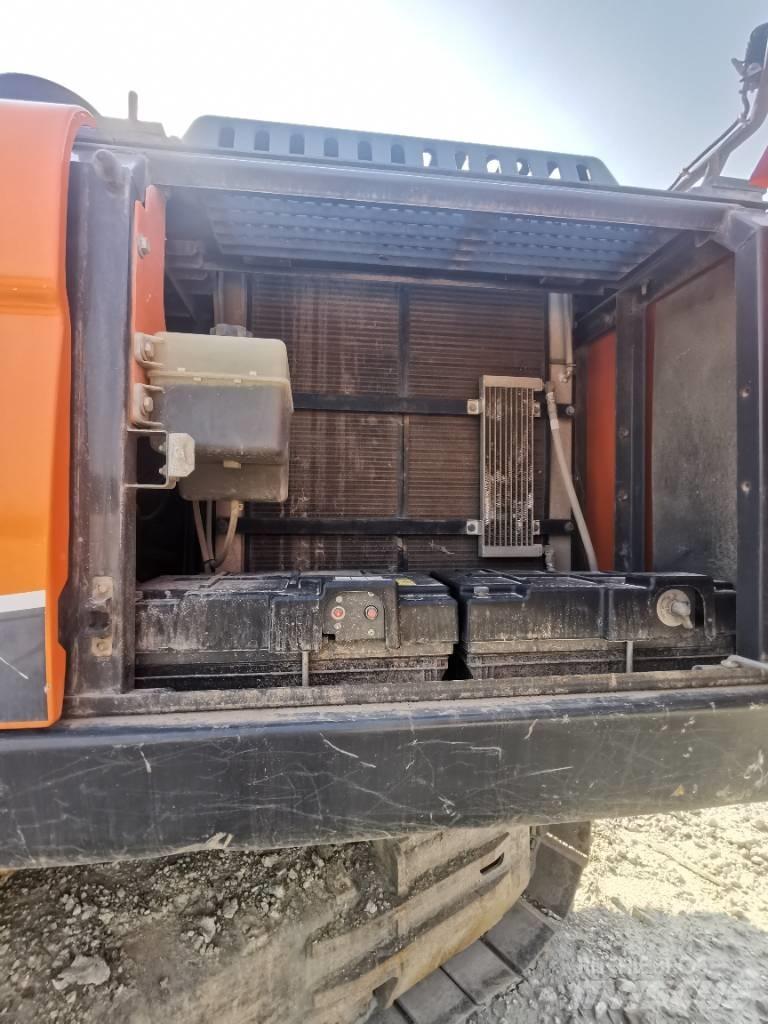 Doosan DX 380 Pásové rýpadlá