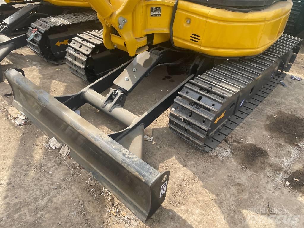Komatsu PC 30 Mini rýpadlá < 7t