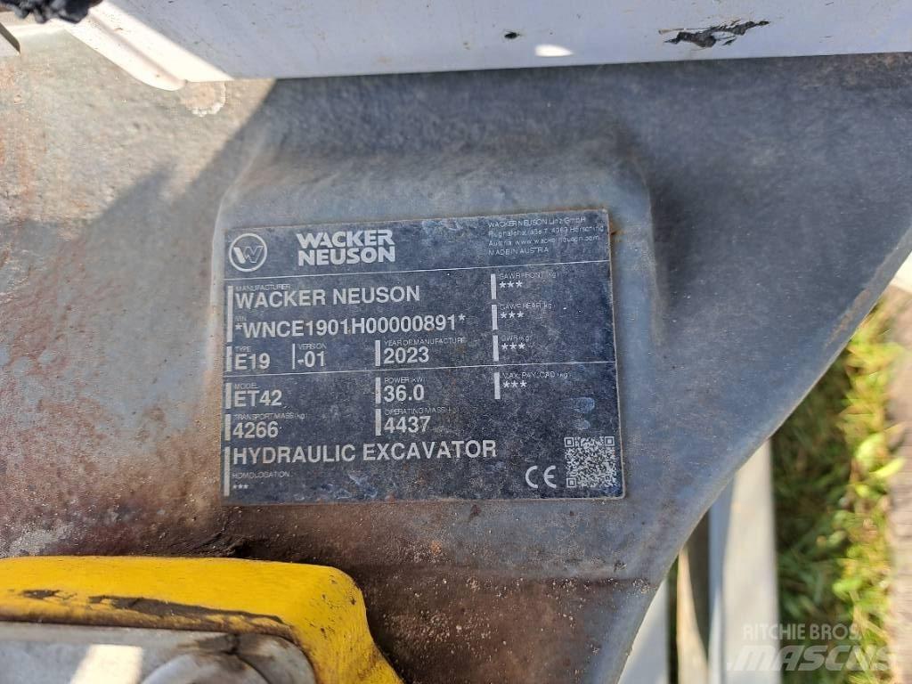 Wacker Neuson ET42 Pásové rýpadlá