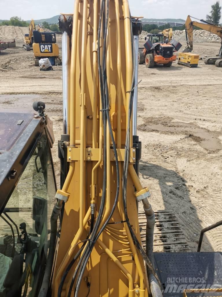 CAT 320 E Pásové rýpadlá