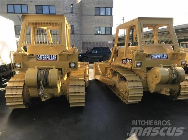 CAT D 7 G Pásové dozéry