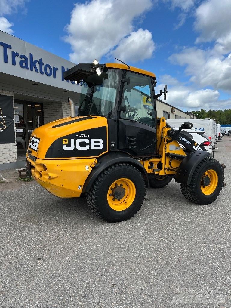 JCB 409 B 40km/h Kolesové nakladače
