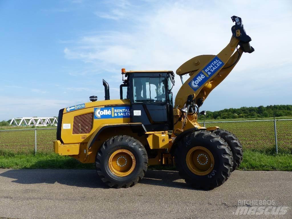 CAT 926 M Kolesové nakladače