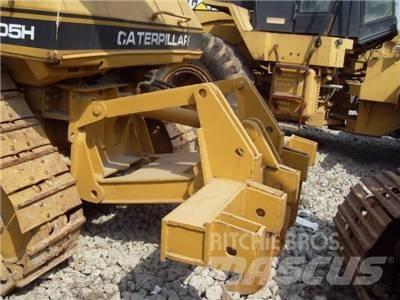CAT D 5 H Pásové dozéry