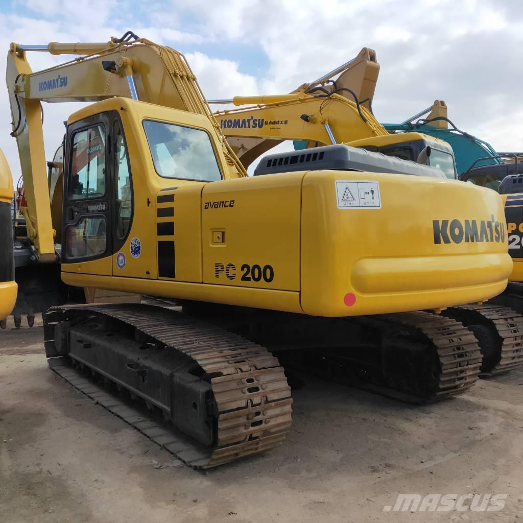 Komatsu PC200-6 Pásové rýpadlá