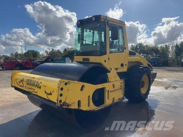 Bomag BW 213 D H-4 Ťahačové valce