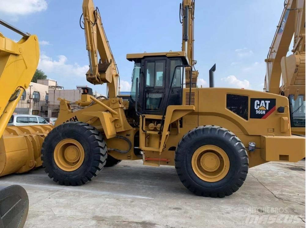 CAT 966H Kolesové nakladače