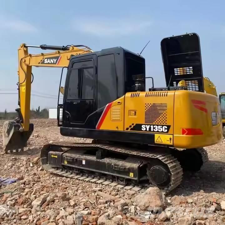 Sany SY 135 C Pásové rýpadlá