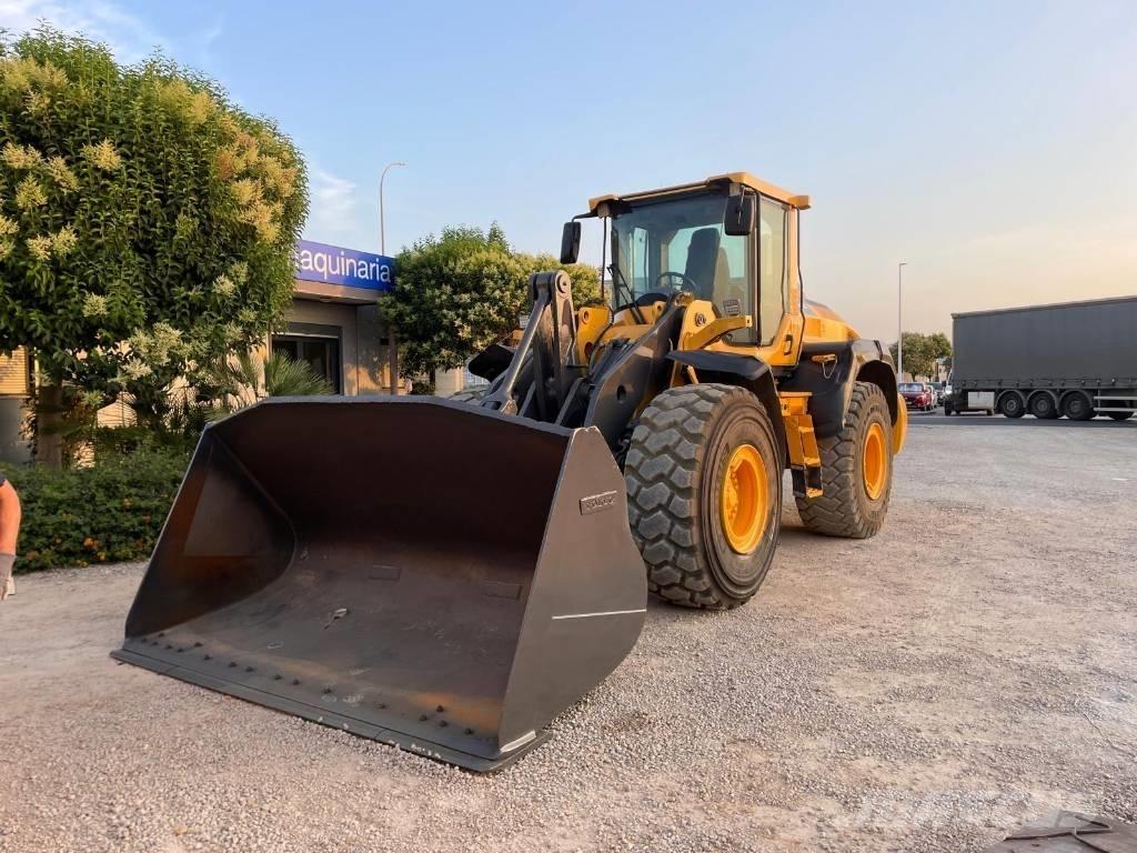 Volvo L120H Kolesové nakladače