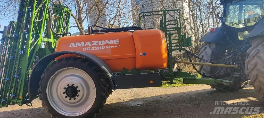 Amazone UG 2200 Ťahané postrekovače