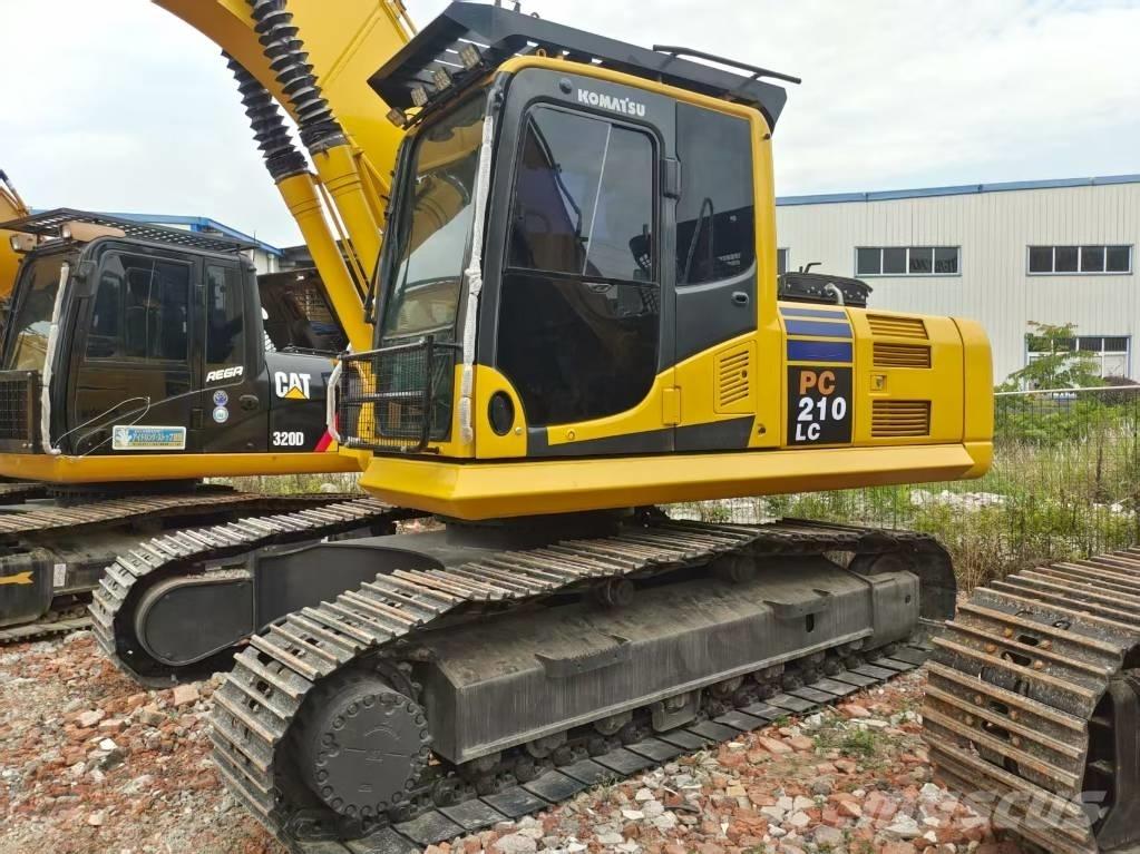 Komatsu PC 210 Pásové rýpadlá