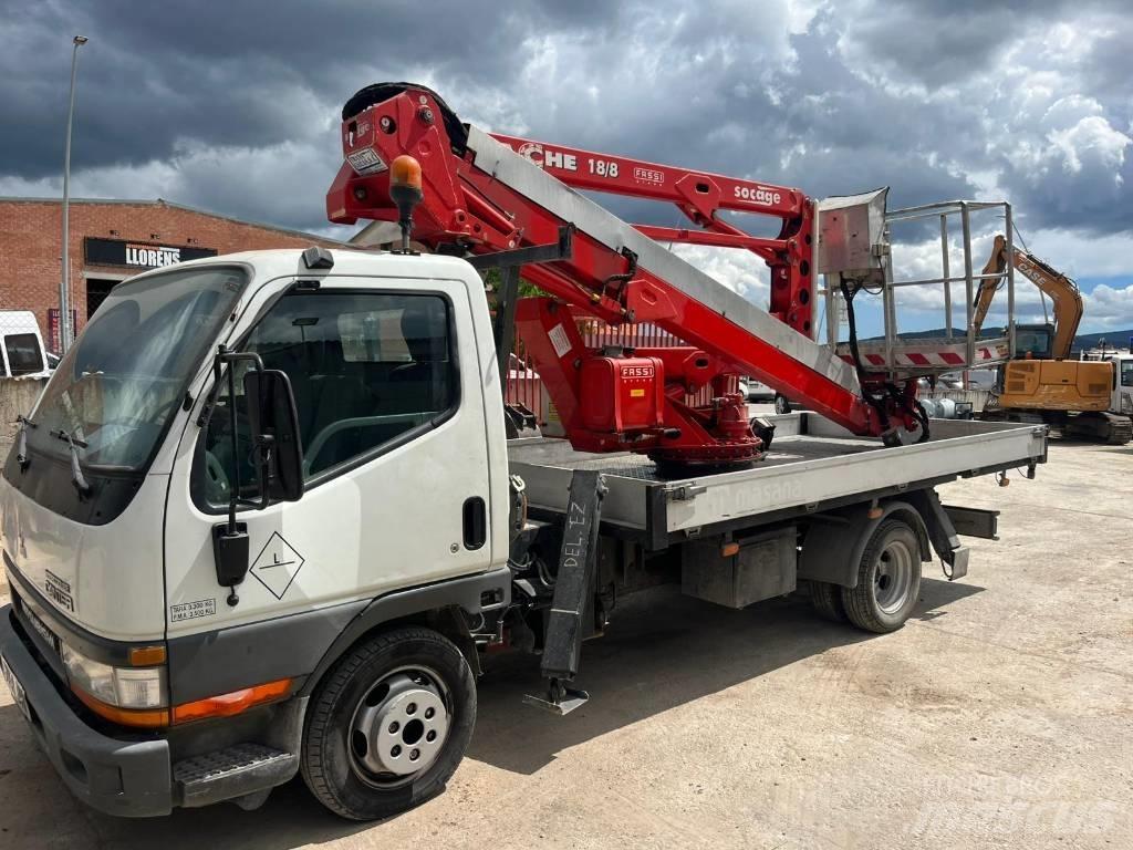 Mitsubishi Canter Hákový nosič kontajnerov