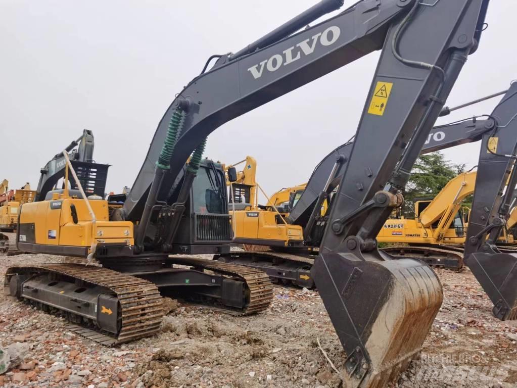 Volvo EC210D Pásové rýpadlá