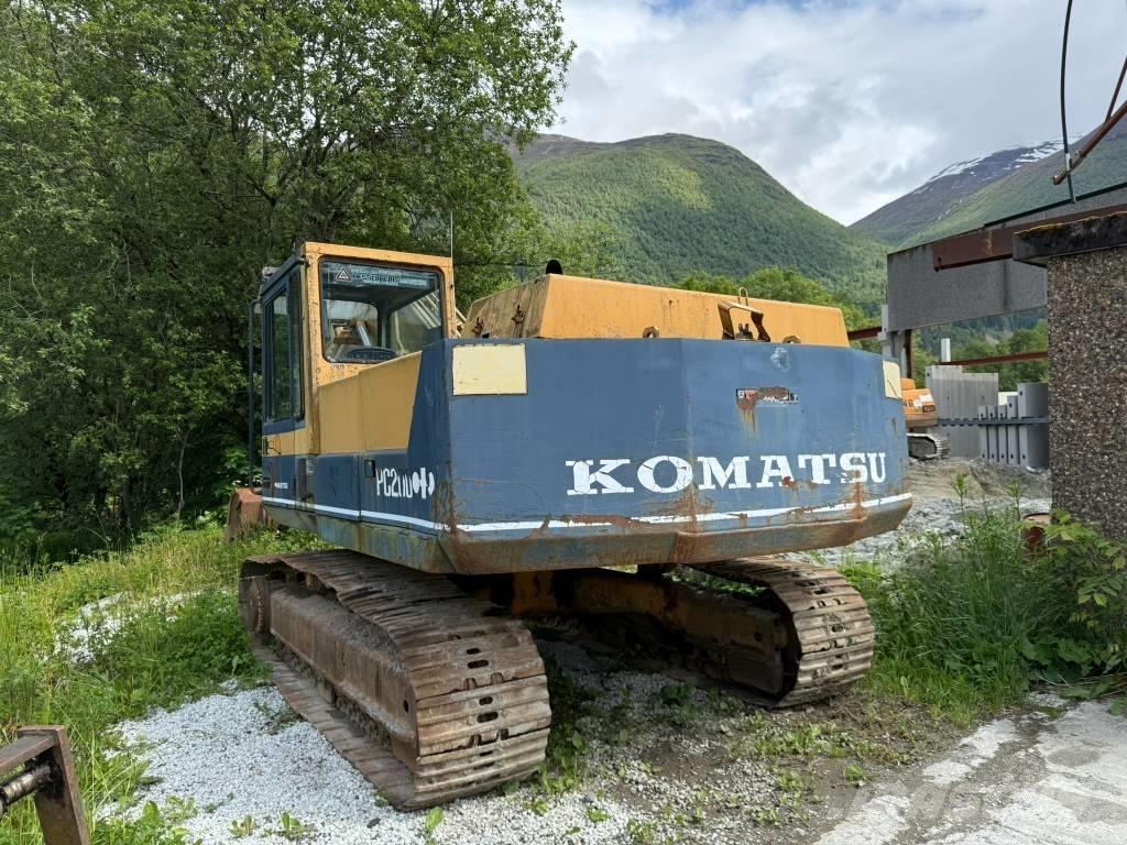 Komatsu PC 200-3 Pásové rýpadlá