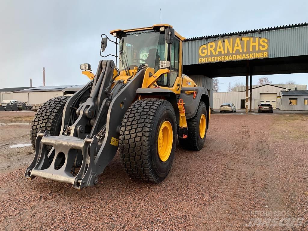 Volvo L 110 H / L110H Kolesové nakladače