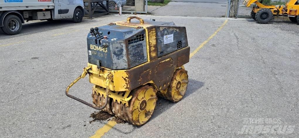 Bomag BW65T Pôdne kompaktory