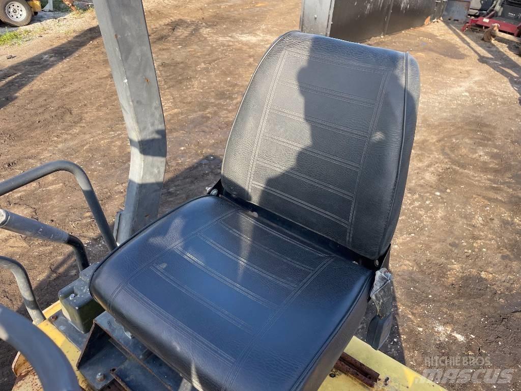 Dynapac CC 122 Tandemové valce