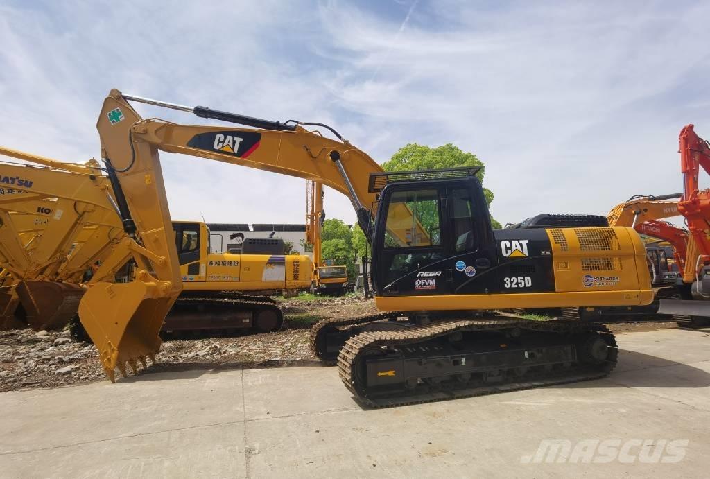 CAT 325 D Pásové rýpadlá