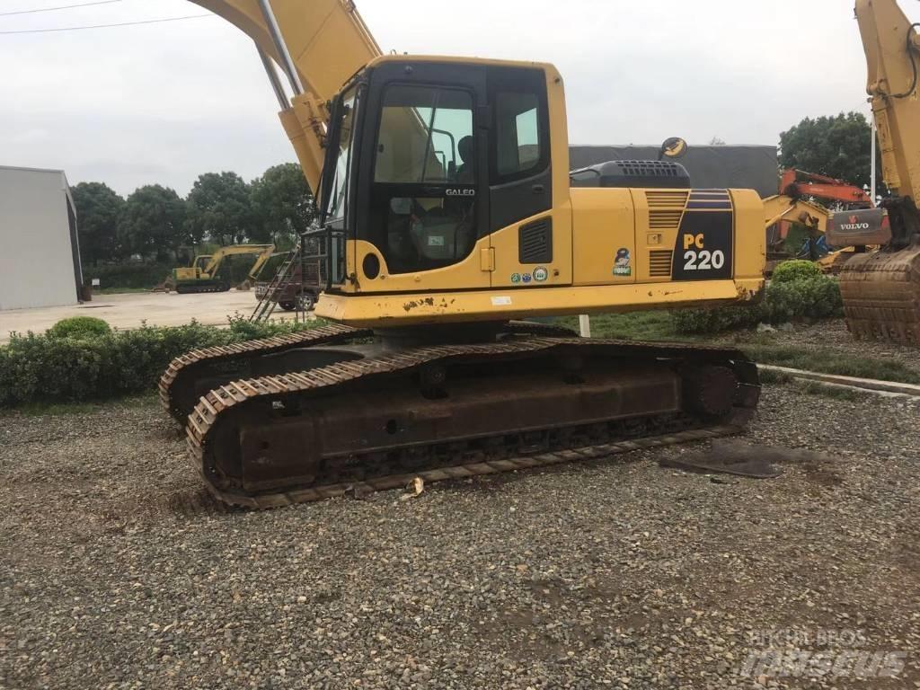 Komatsu pc220-8 Pásové rýpadlá