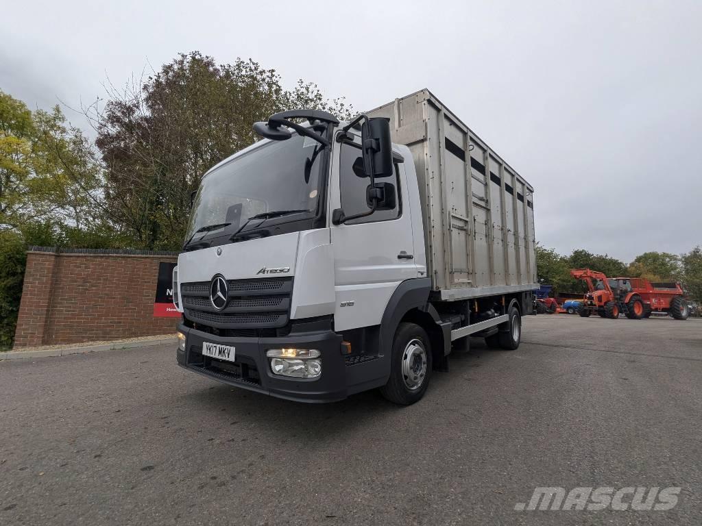 Mercedes-Benz 816 Skriňová nadstavba