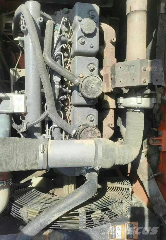 Doosan DX300LC-9 Pásové rýpadlá