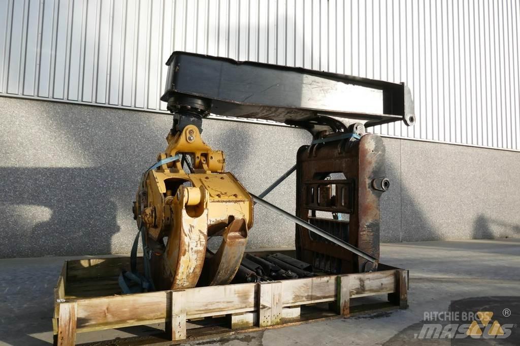 CAT 525D Grapple Doprava – ostatné