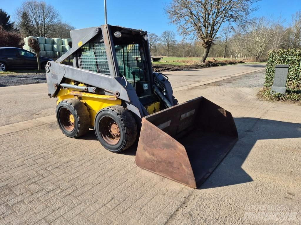New Holland LS 160 Šmykom riadené nakladače