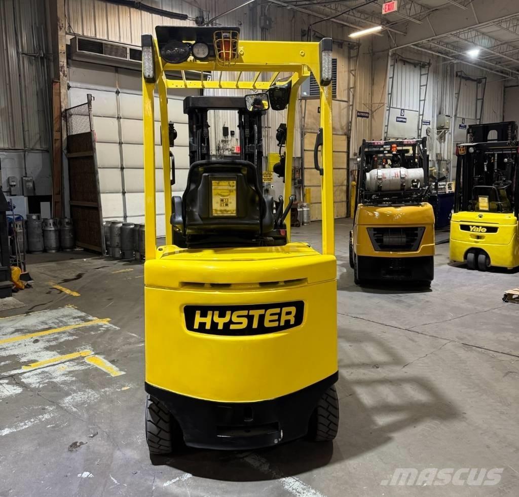 Hyster E 60 XN Akumulátorové vozíky