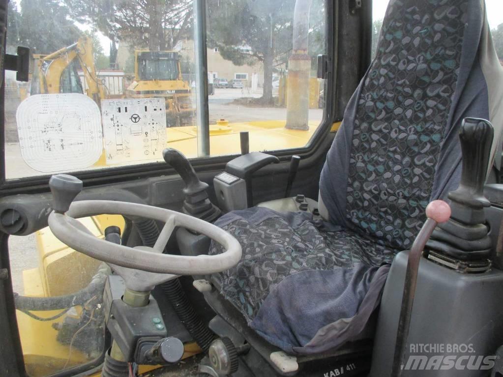 Komatsu PW 95 Midi rýpadlá 7 t - 12 t