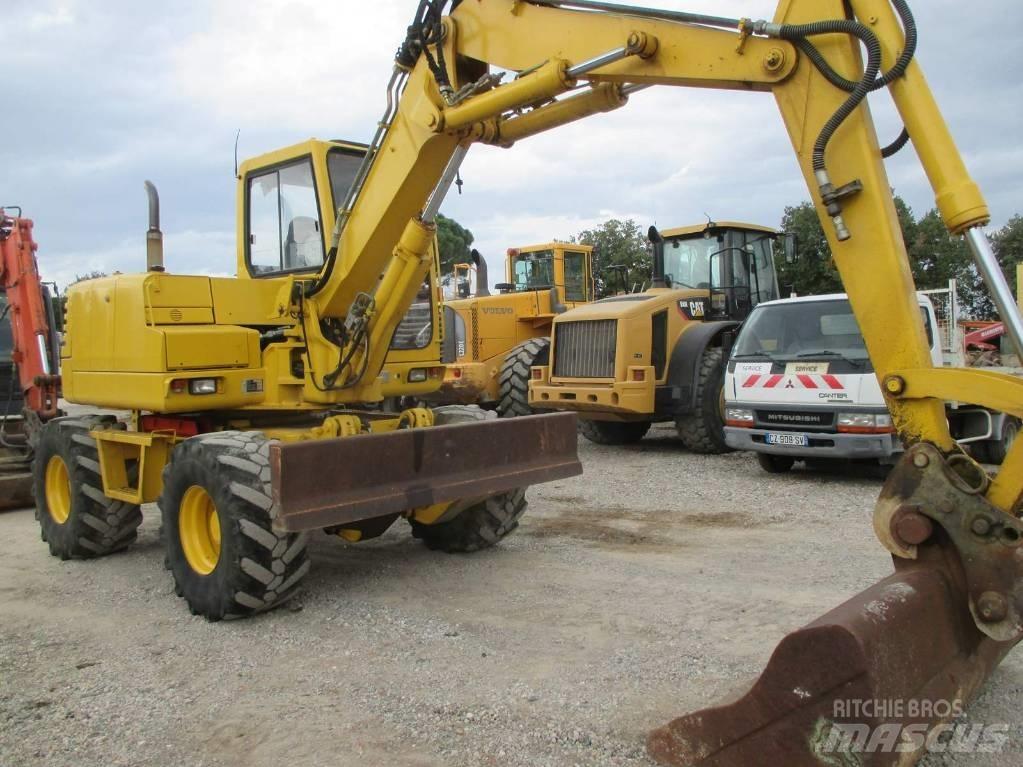 Komatsu PW 95 Midi rýpadlá 7 t - 12 t
