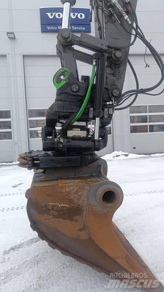 Volvo EC 300 EL Pásové rýpadlá