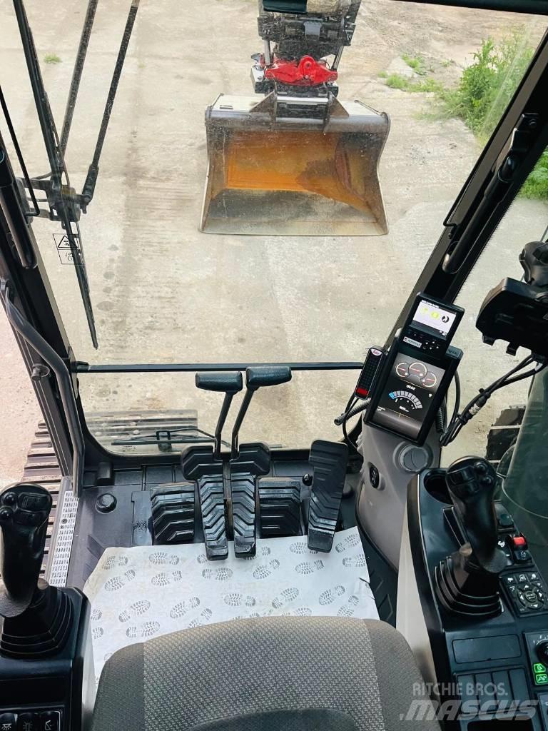 Volvo EC 220 Pásové rýpadlá
