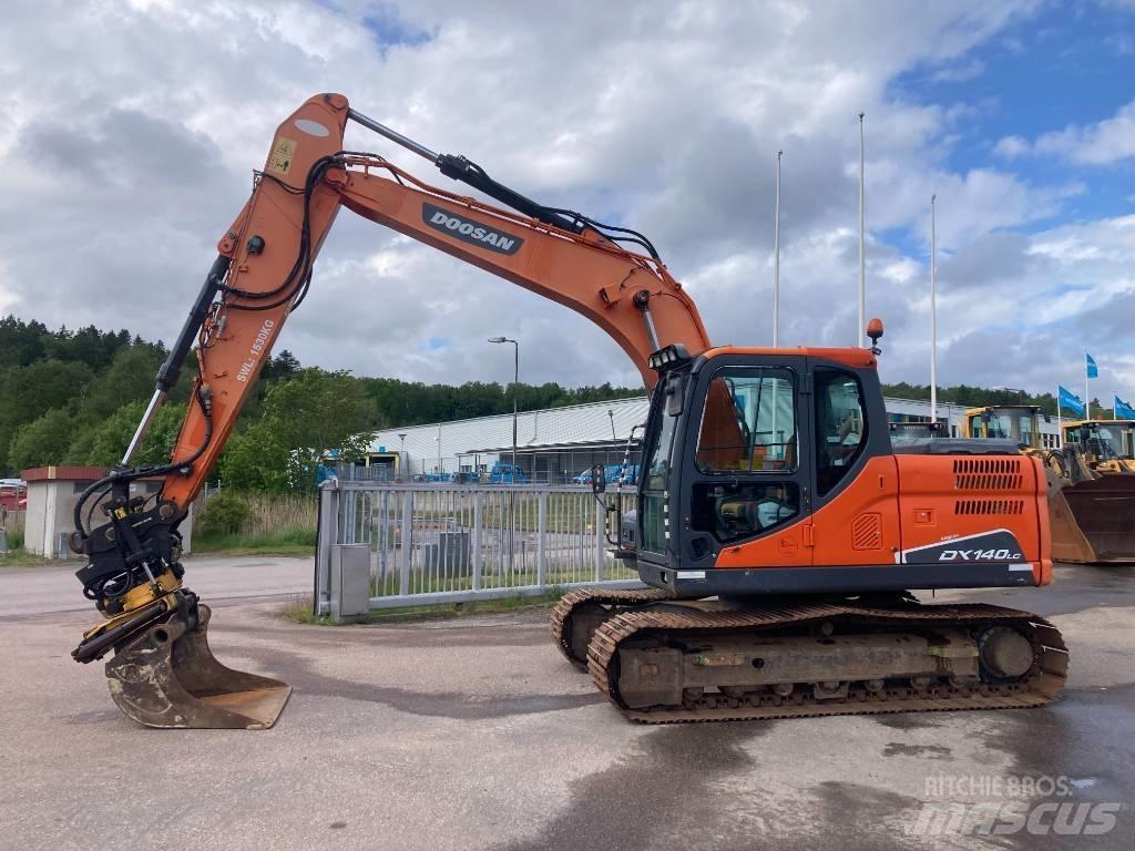 Doosan DX 140 LC-3 Pásové rýpadlá