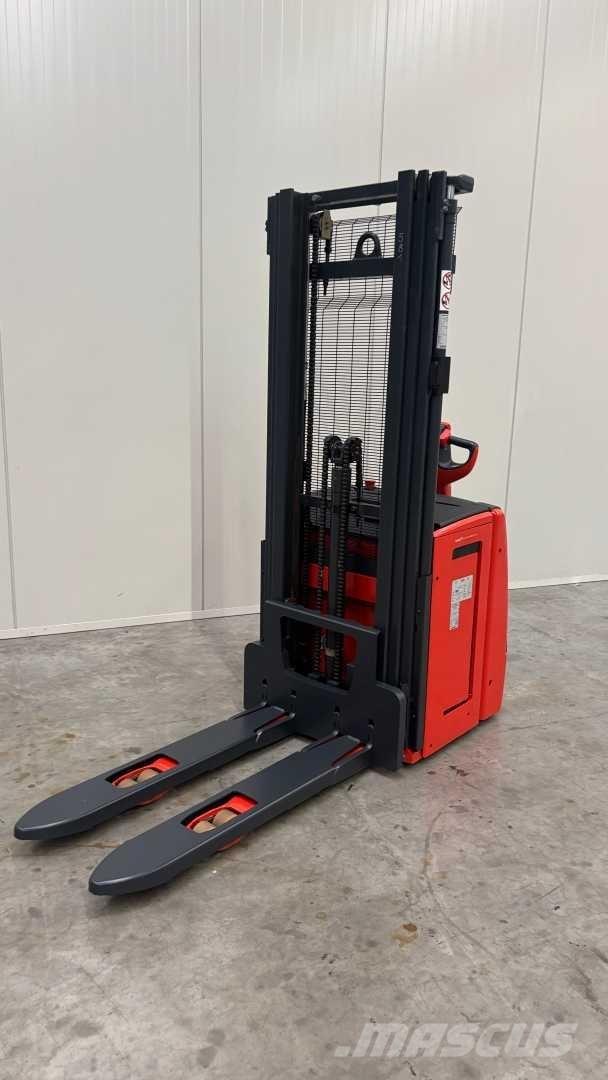 Linde L14 Samohybné vozíky