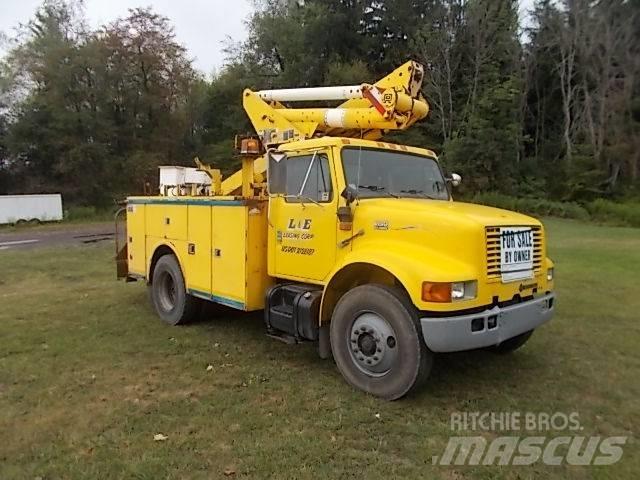 International 4900 Autožeriavy, hydraulické ruky