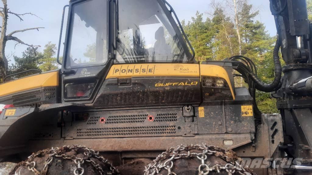 Ponsse BUFFALO AF 8W Lesné traktory