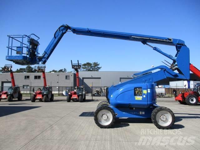 JLG 600 AJ (253) Kompaktné samohybné kĺbové plošiny