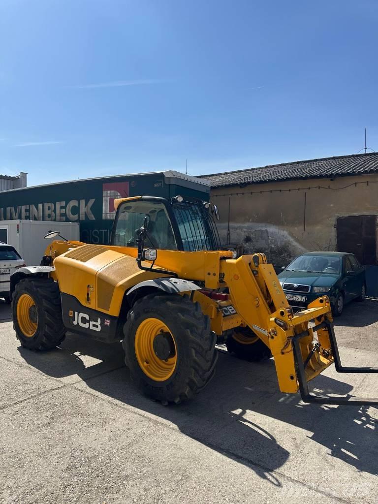 JCB 531-70 Teleskopické manipulátory