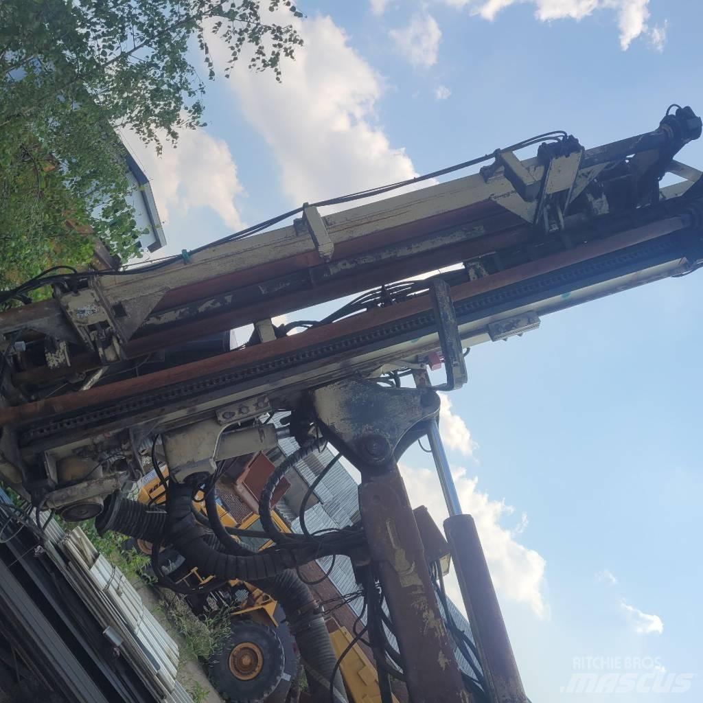 Atlas Copco CM 780 D Povrchové vrtné súpravy