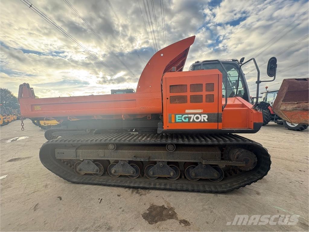 Hitachi EG 70 R Pásové sklápače